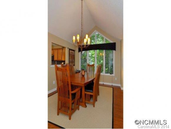 32 HIGHLAND POINTE COURT - Photo 5
