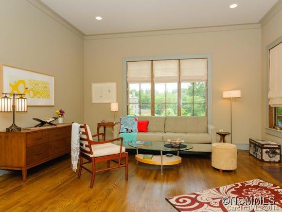 414 Stratford Road - Photo 3