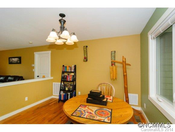 18 Benzington Way - Photo 10