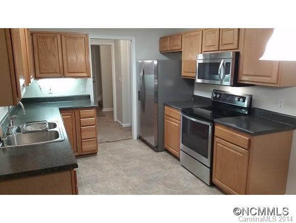 25 Forest Berry Rd - Photo 11