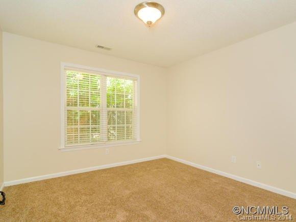 25 Forest Berry Rd - Photo 20