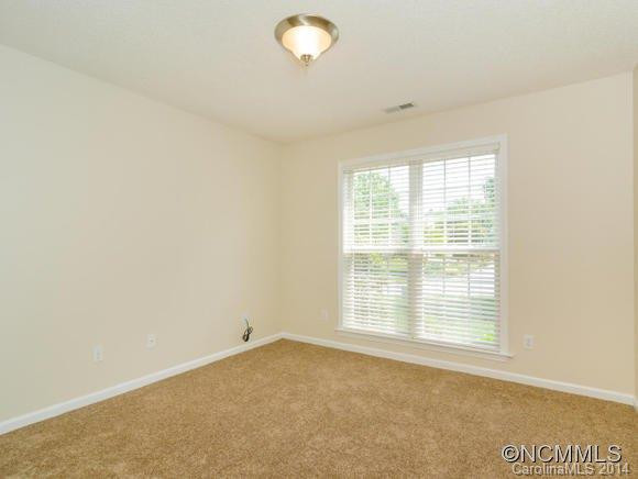 25 Forest Berry Rd - Photo 21