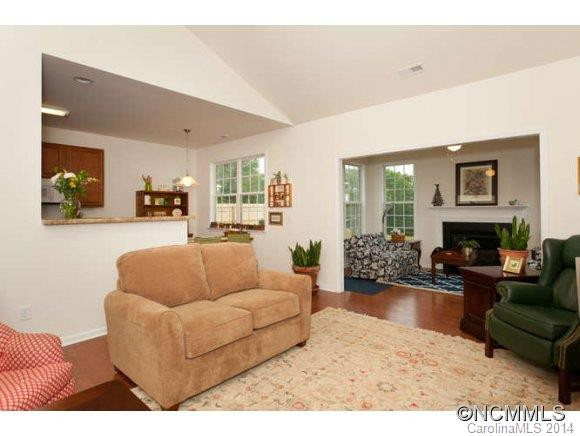 27 Woodthorn - Photo 4