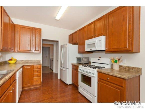27 Woodthorn - Photo 5