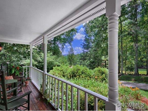 34 Two Oaks Drive - Photo 2