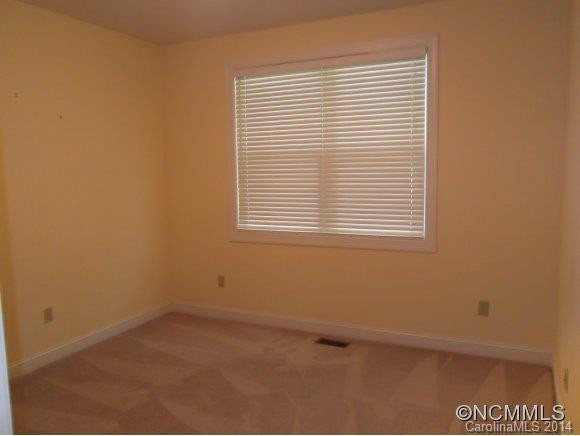142 Rhett Drive - Photo 6