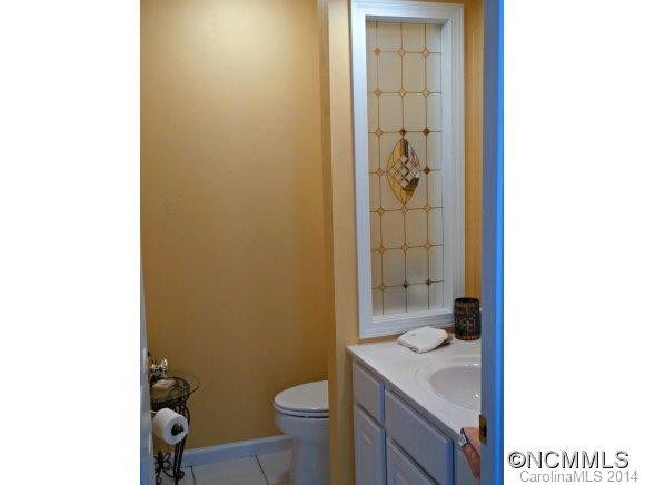 315 Macneil Way - Photo 11