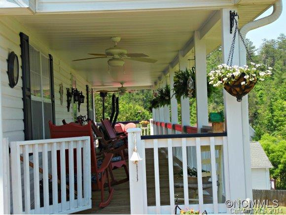 315 Macneil Way - Photo 17