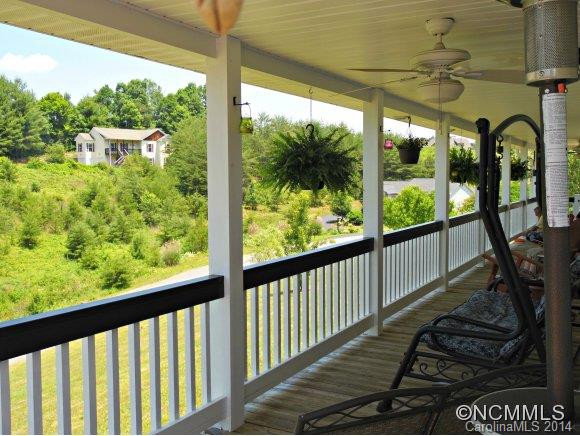 315 Macneil Way - Photo 19