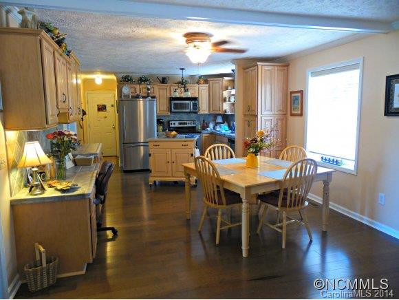 315 Macneil Way - Photo 6