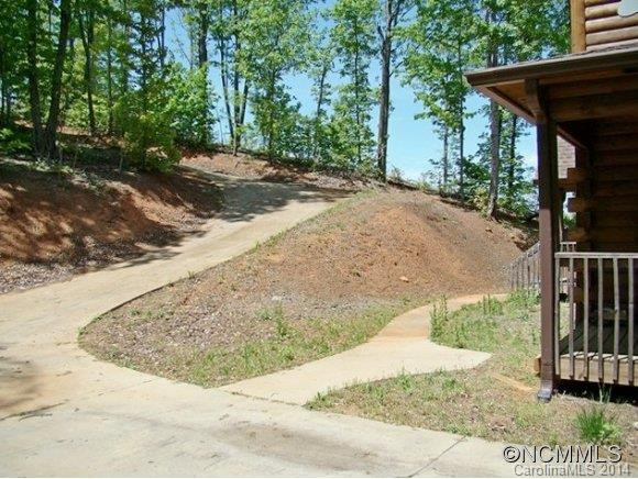 894 Summit Parkway - Photo 3