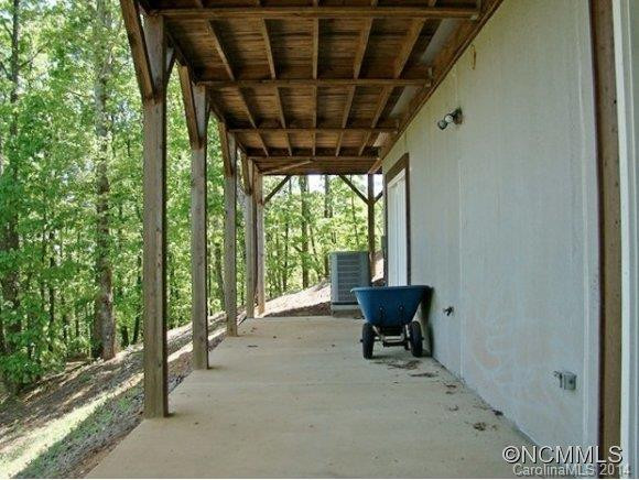 894 Summit Parkway - Photo 22