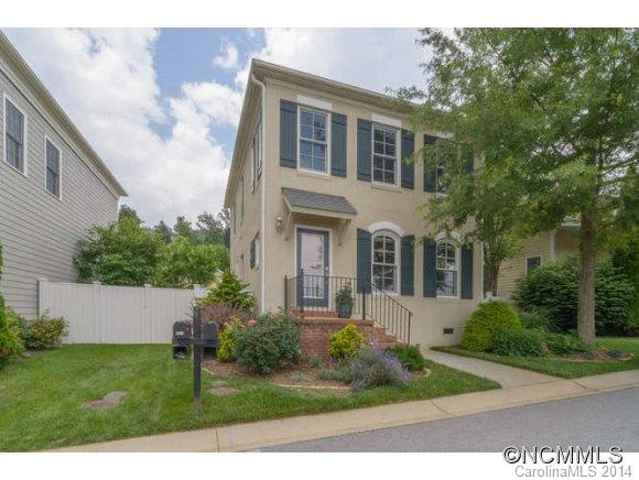 228 Leucothoe Lane