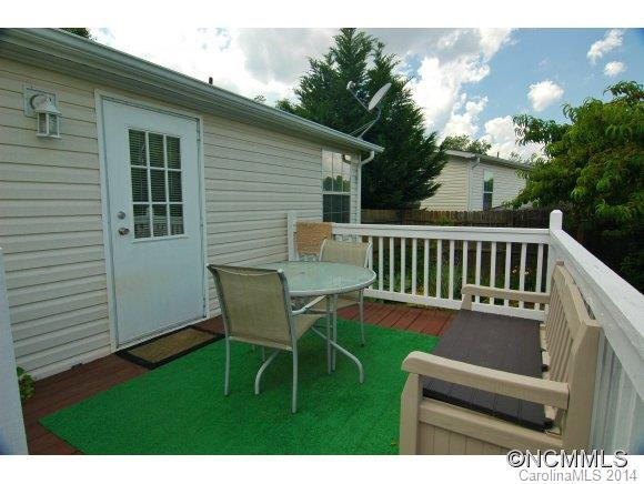 207 Nicholas Drive - Photo 14