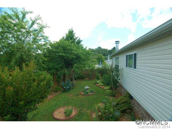 207 Nicholas Drive - Photo 15