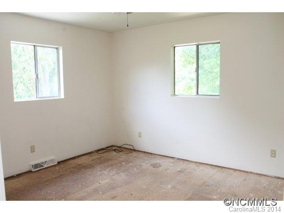 140 N Bear Creek Rd - Photo 11
