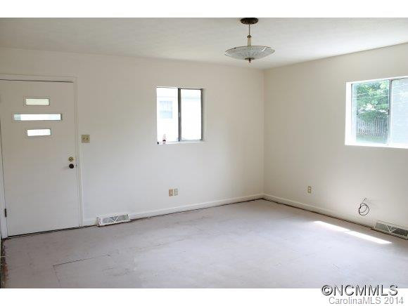 140 N Bear Creek Rd - Photo 9
