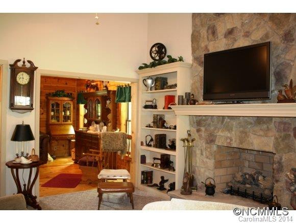 2906 Green River Cove Road - Photo 16