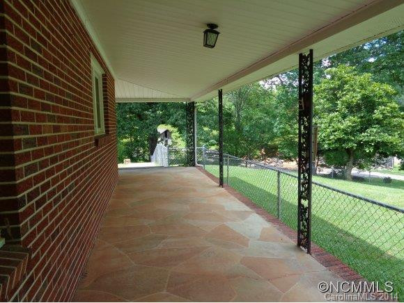 1861 Shoal Creek Road - Photo 3