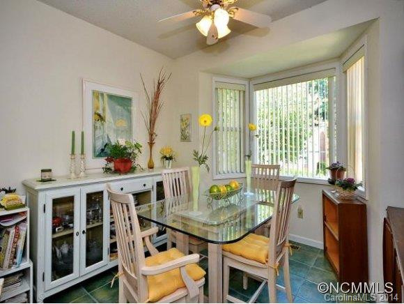137 Exeter Court - Photo 7