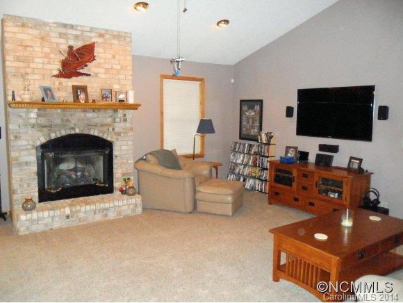 792 Nellie John Dr - Photo 9
