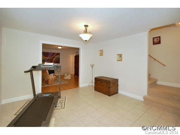 34 Castlewood Drive - Photo 11