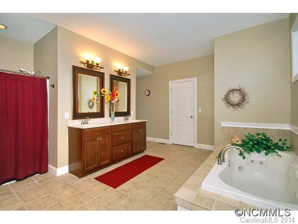34 Castlewood Drive - Photo 6