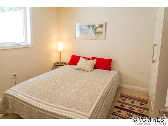 27 Bassett Road - Photo 14