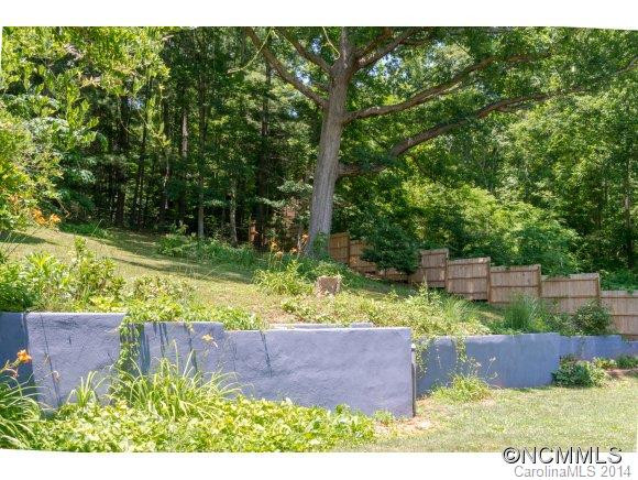 27 Bassett Road - Photo 19