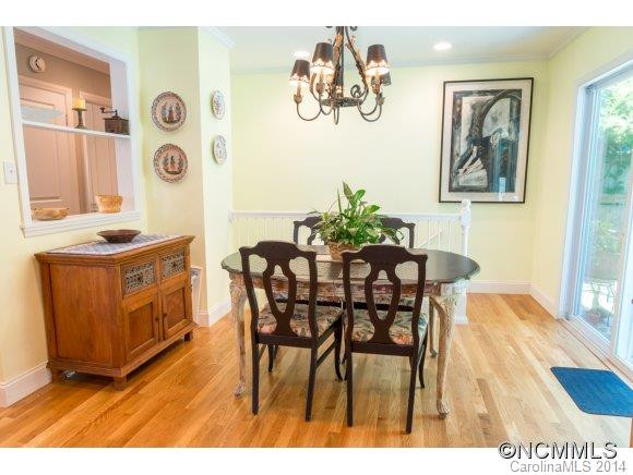 27 Bassett Road - Photo 10
