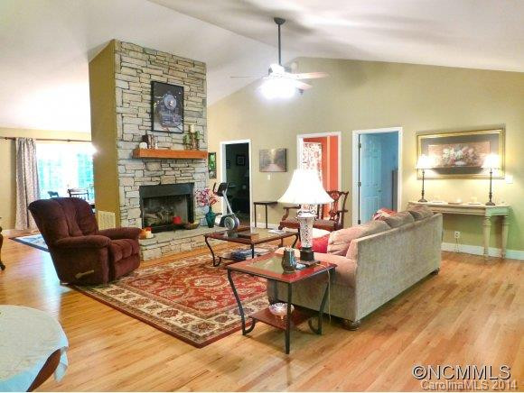 132 Boulder Way - Photo 3