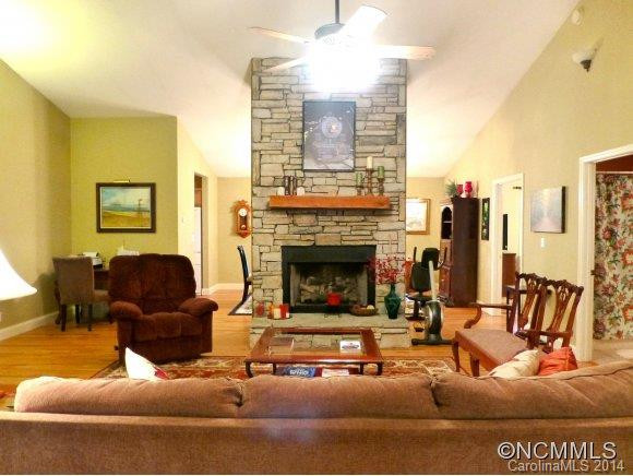 132 Boulder Way - Photo 4