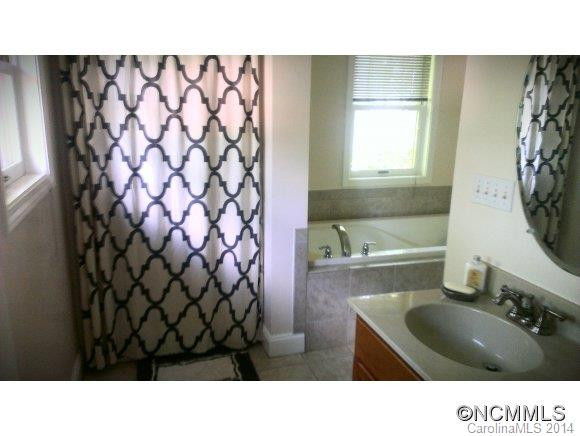 25 Houston Street - Photo 15