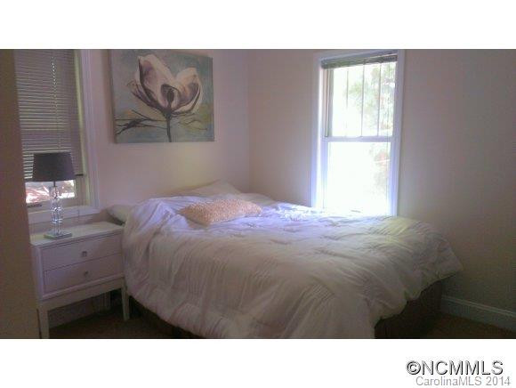 25 Houston Street - Photo 16