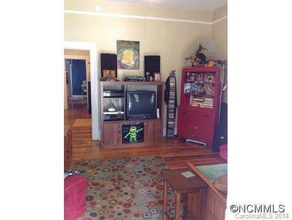 619 Marietta - Photo 3