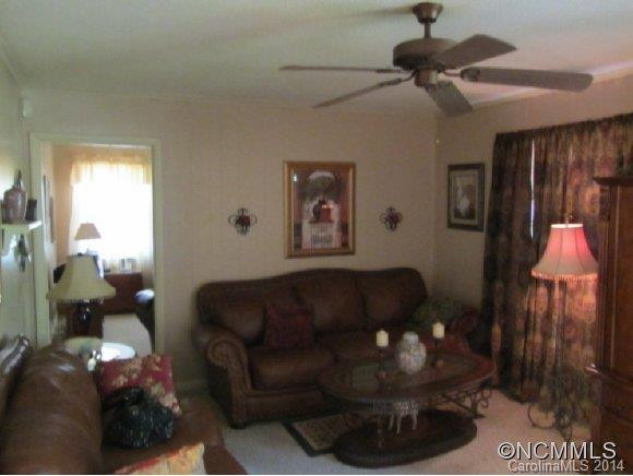 121 Brentwood Drive - Photo 4
