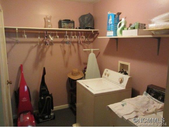 121 Brentwood Drive - Photo 5