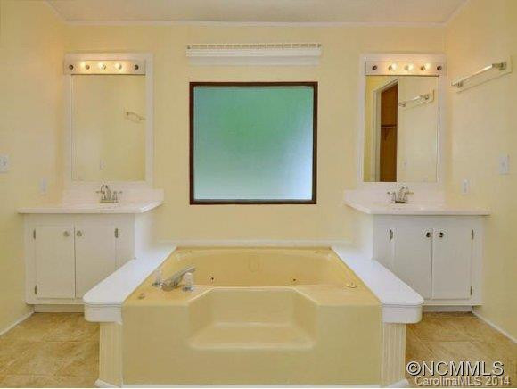 236 ELLER COVE ROAD - Photo 13