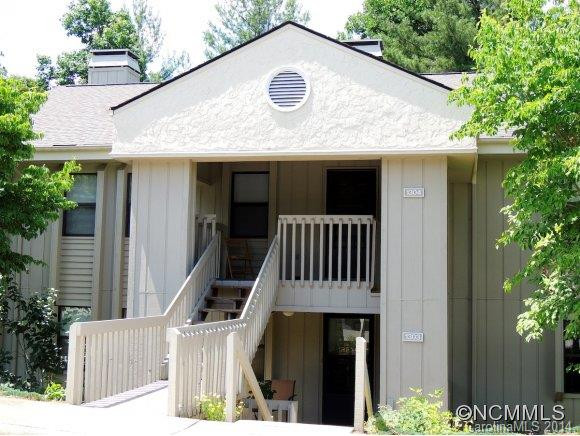 1304 Abbey Circle