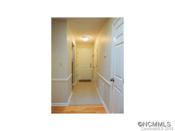 1304 Abbey Circle - Photo 2