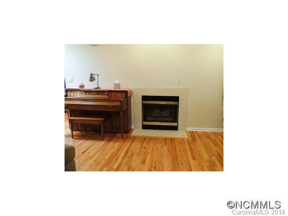 1304 Abbey Circle - Photo 10