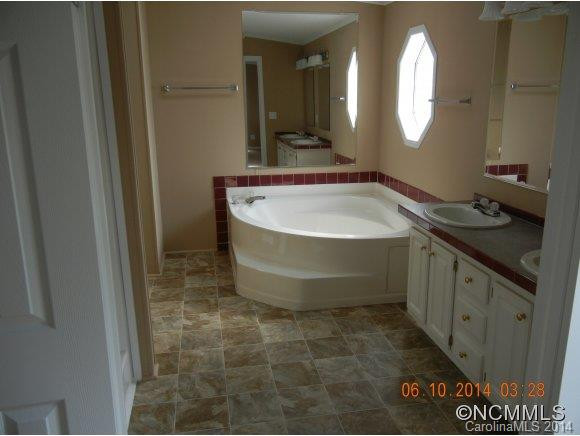 36 Misty Ridge Lane - Photo 4