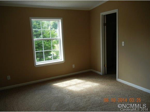36 Misty Ridge Lane - Photo 10