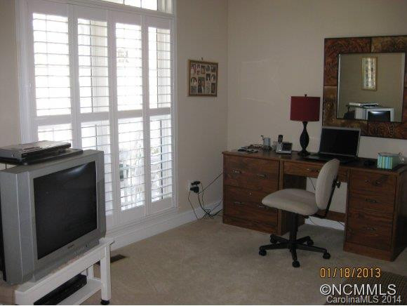 1004 Field Crest - Photo 12