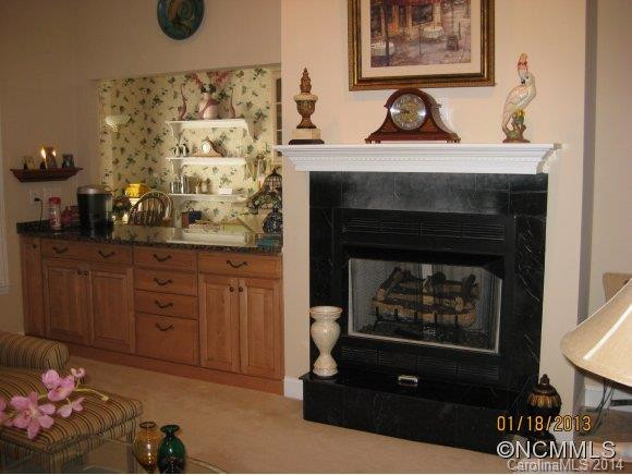 1004 Field Crest - Photo 4