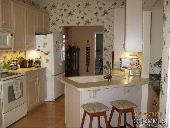 1004 Field Crest - Photo 7