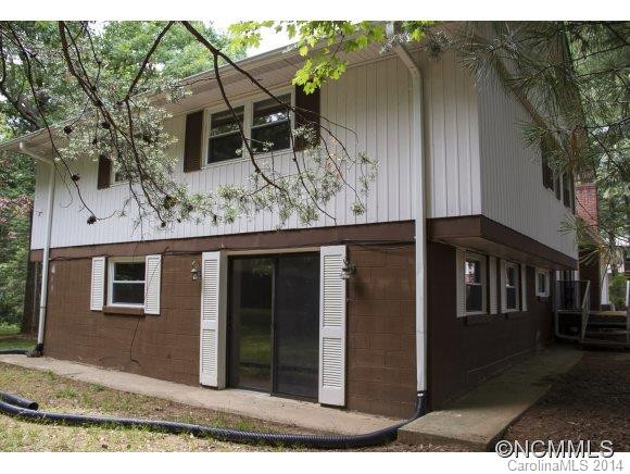 21 Waters Road - Photo 2