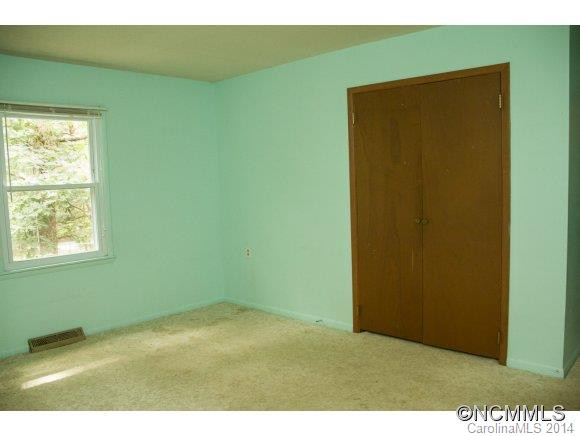 21 Waters Road - Photo 13