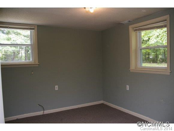 21 Waters Road - Photo 20