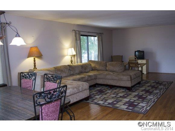 21 Waters Road - Photo 3